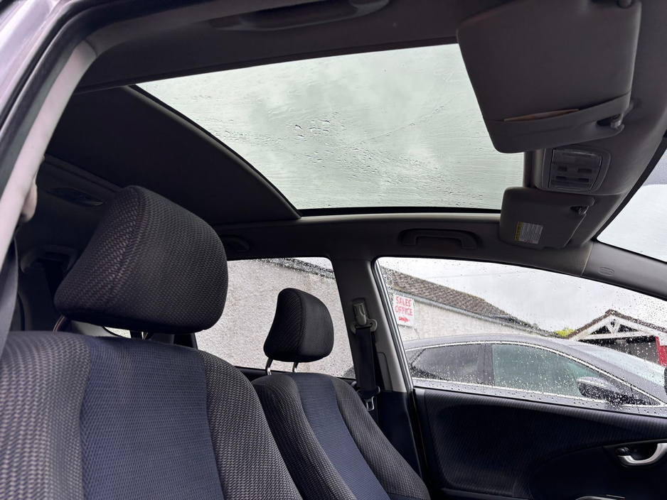 2014 Honda Jazz 1.3 litres Automatic - Image 4