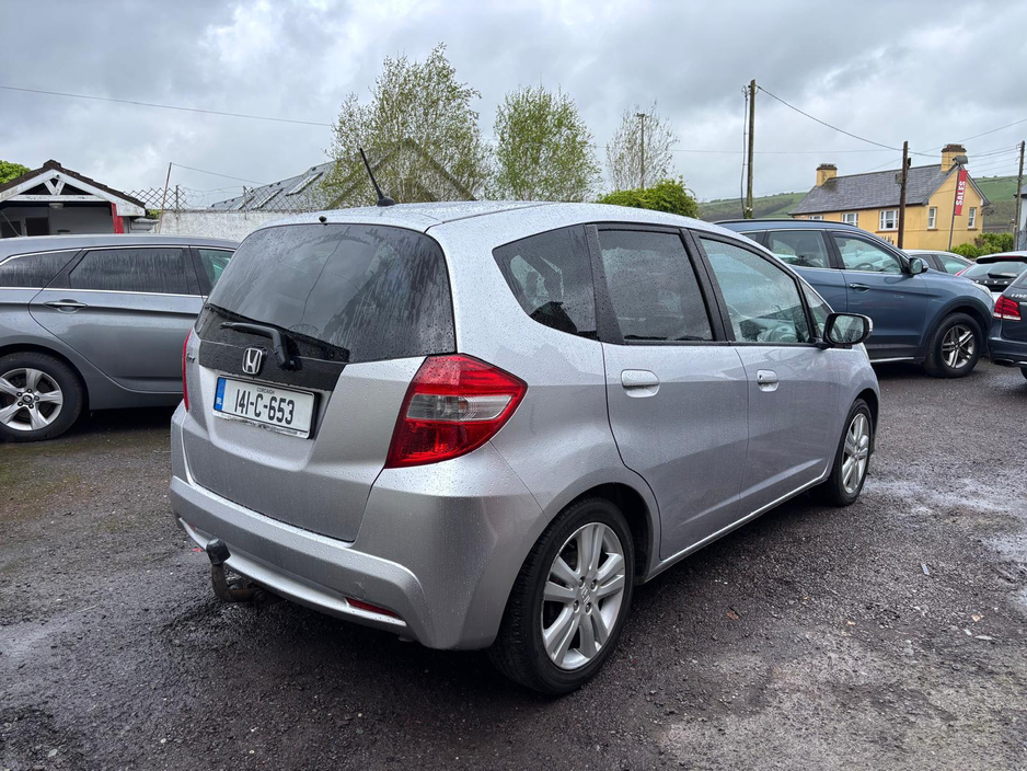 2014 Honda Jazz 1.3 litres Automatic - Image 6