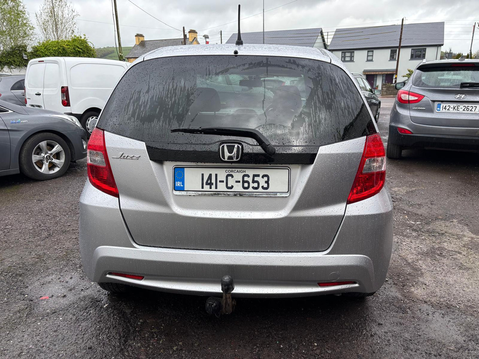 2014 Honda Jazz 1.3 litres Automatic - Image 7
